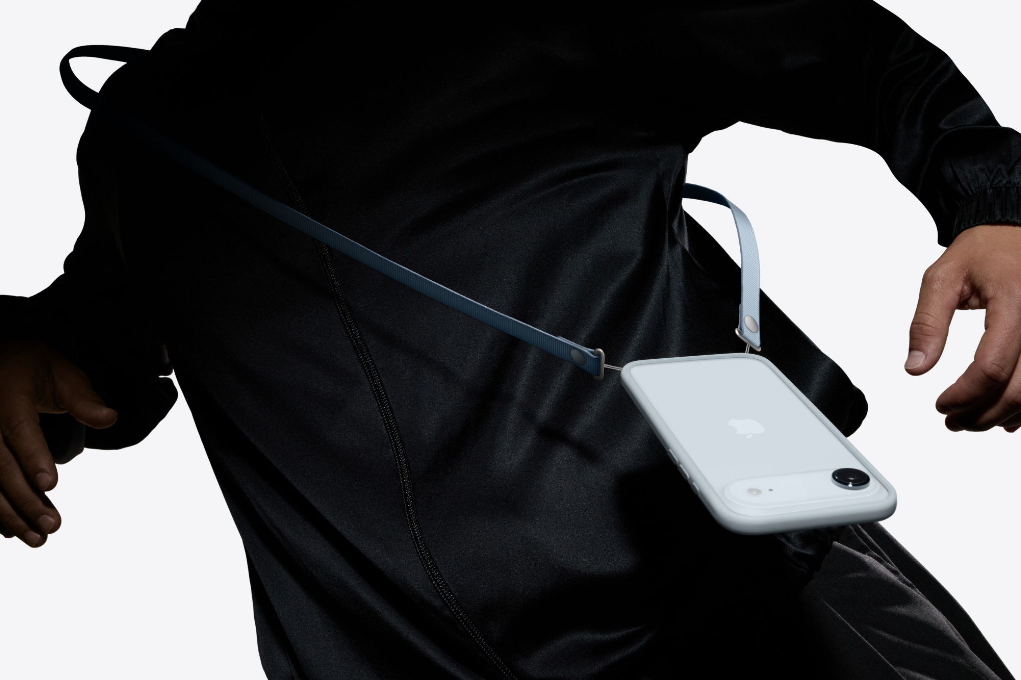 Apple Introduces Innovative Crossbody Strap for iPhone Users Apple Introduces Innovative Crossbody Strap for iPhone Users